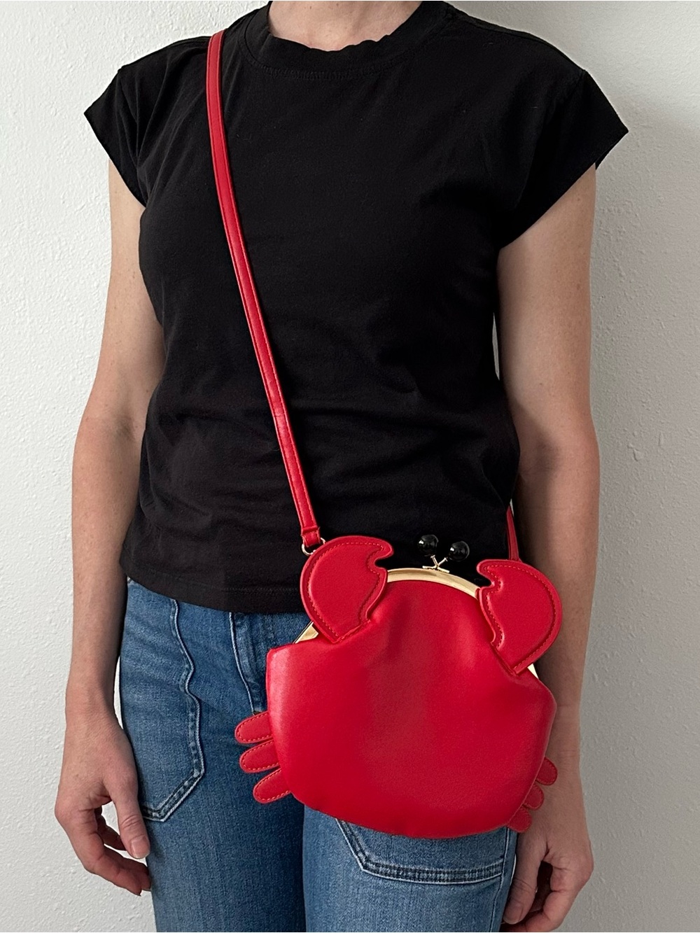 Red Crab Crossbody Bag - Playful Women's Shoulder Bag